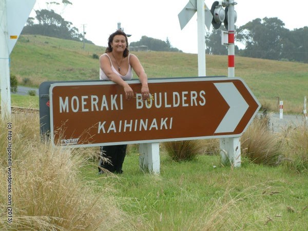 Moeraki Boulders 023