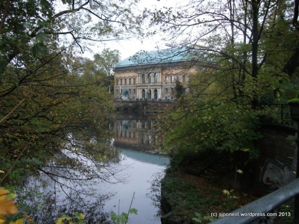 Dusseldorf Nov 13-014