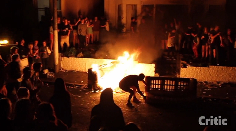 dunners couch burning